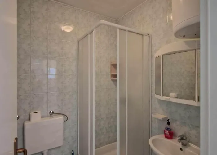 Dana - One Bedroom 4 Appartement *